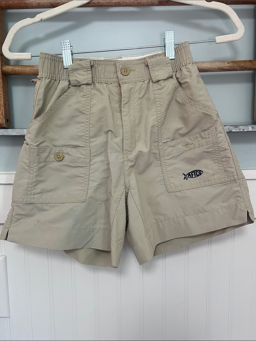 Aftco boys fishing shorts size 26 khaki